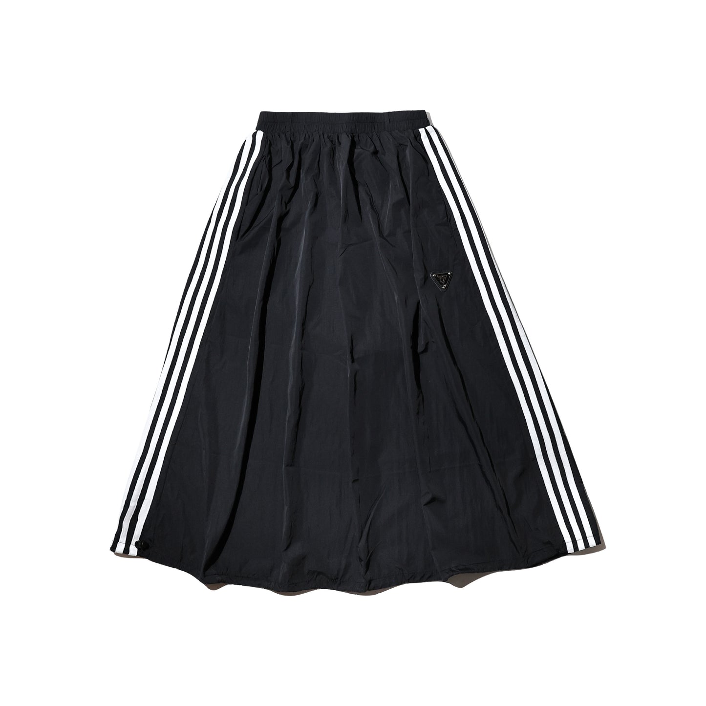 COZY Emblem Line Skirt