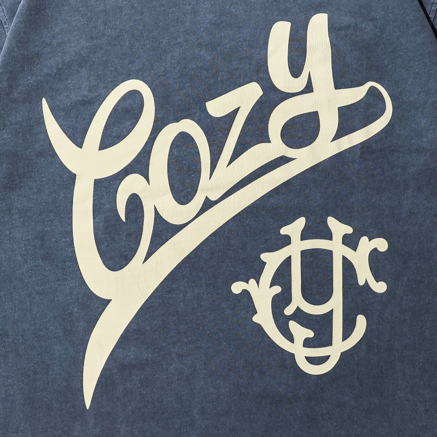 COZY Vintage Style T-shirt
